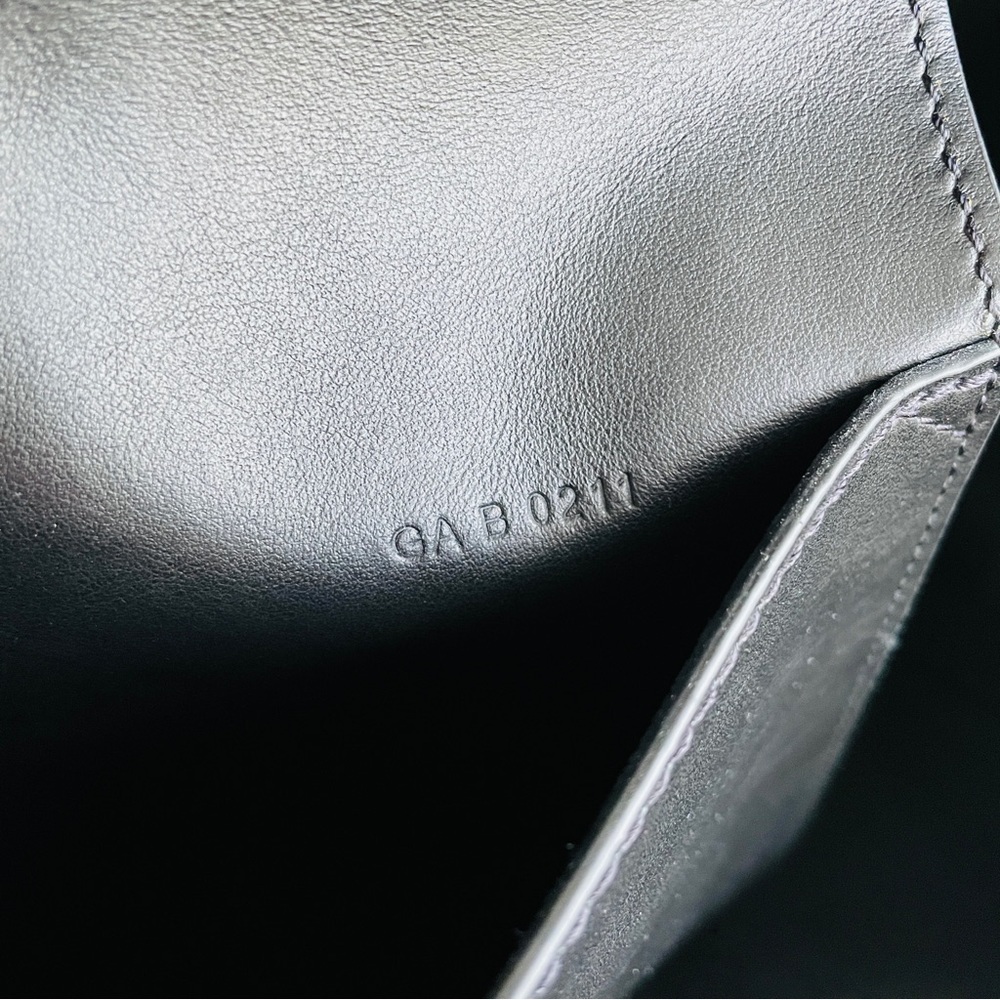Brand New Givenchy Antigona Lock Soft Calfskin Black Leather Unisex Tote… - Picture 14 of 15